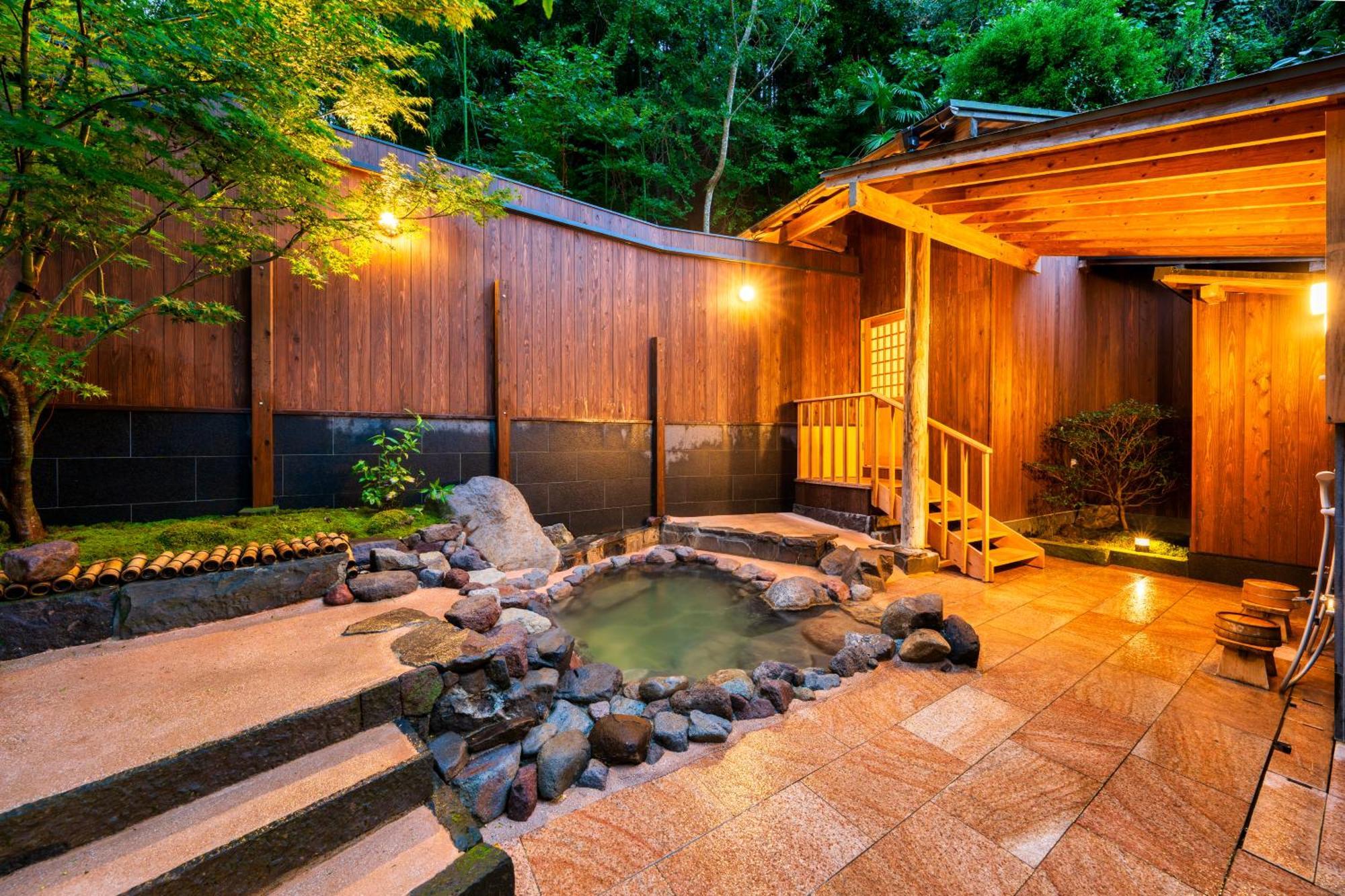 Beppu Showaen Luaran gambar